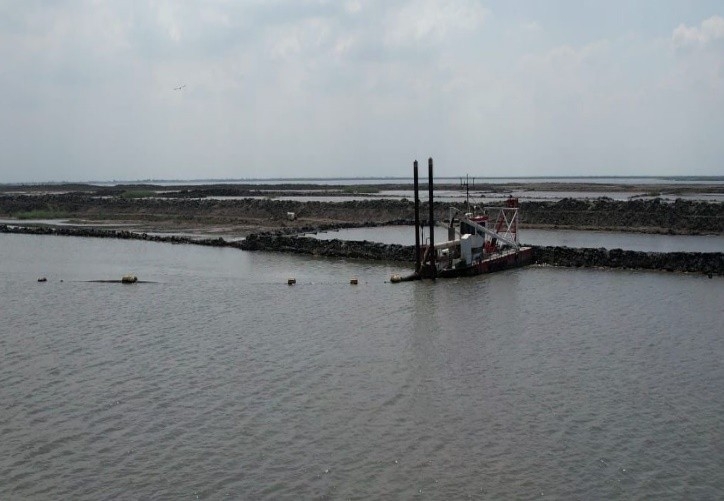 Lake El Manzella Project Dredging